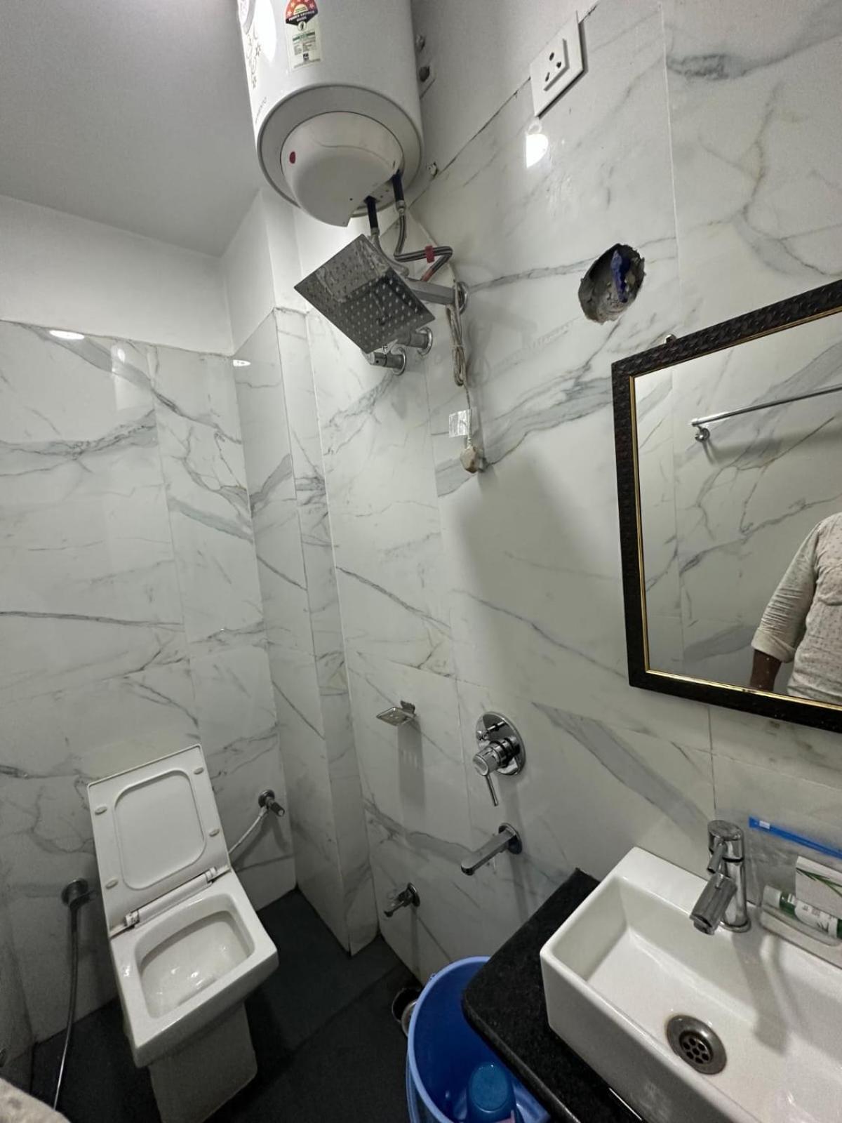 Hotel Deva Inn Варанасі Екстер'єр фото